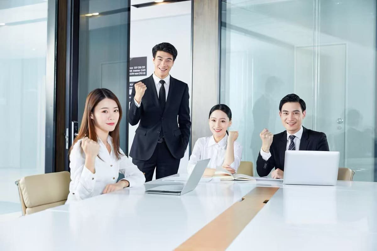 Our professional manufacturing team